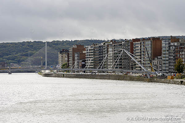 Liège - passerelle sur la Meuse